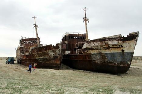 Dezastru ecologic: Lacul Aral a secat aproape complet (VIDEO)